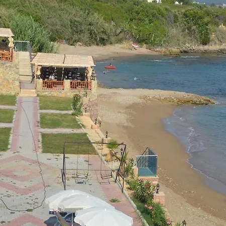 Antik Beach Habitación en casa particular Okurcalar