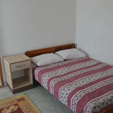 Antik Beach Homestay